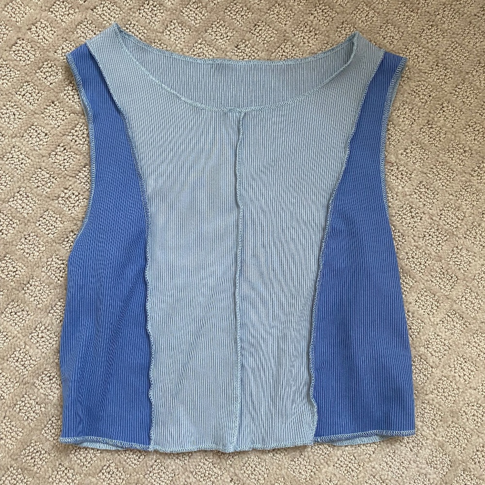 S Blue / Purple Crop Top With Exposed Seam